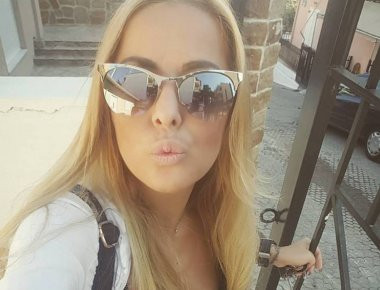 Ρούλα Πατήλα: Η καυτή πρώην πρόεδρος της ΑΕ Ζεφυρίου είναι το «football-girl» των ονείρων σας! (φωτό)